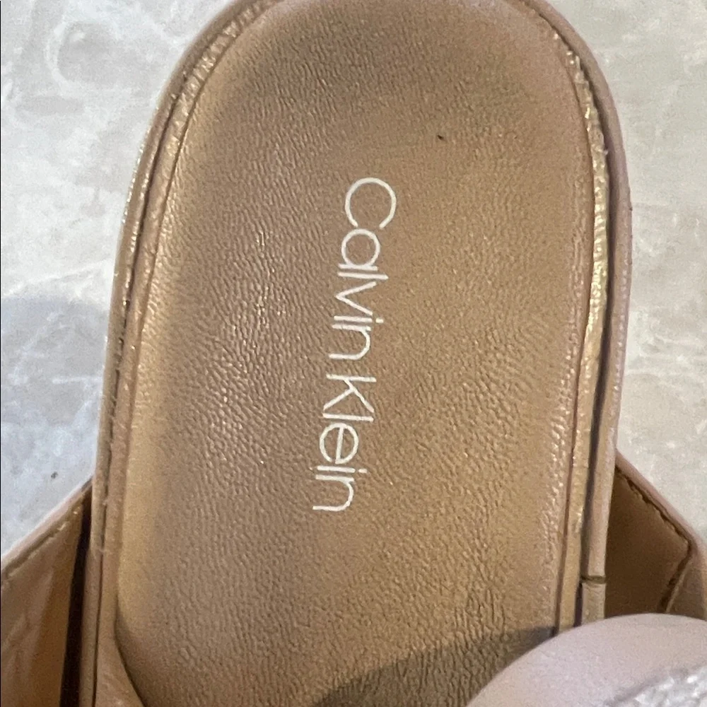 Calvin‎ Klein Tan Leather Wedge Mules Slip On Sandals Women's Size